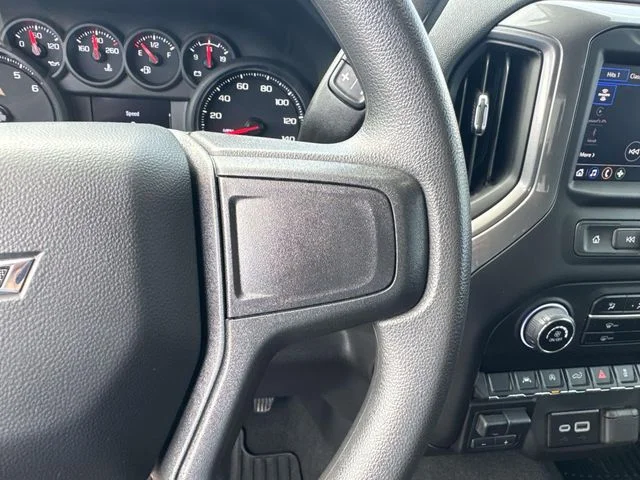 Used 2025 White Chevrolet Custom Trail Boss image 36