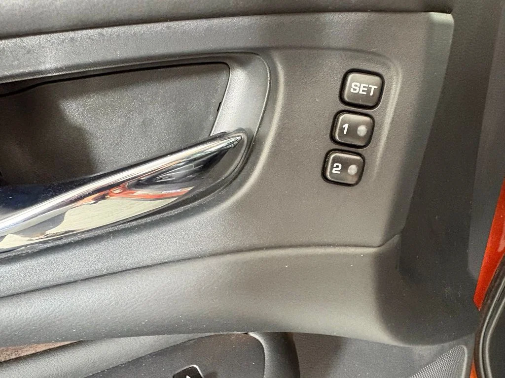 Used 2019 Orange Nissan Platinum image 21