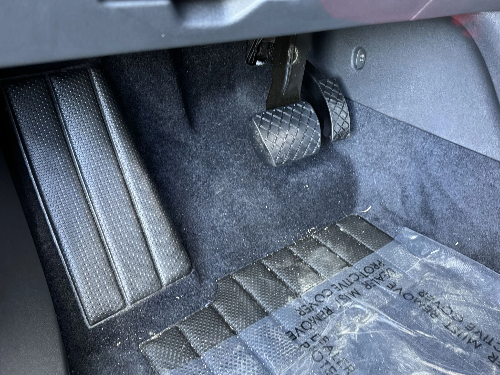 New 2026 Pure Gray Volkswagen Pro image 15