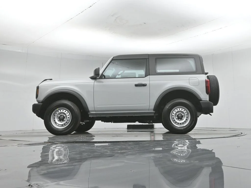 New 2026 Avalanche Gray Ford Base image 49