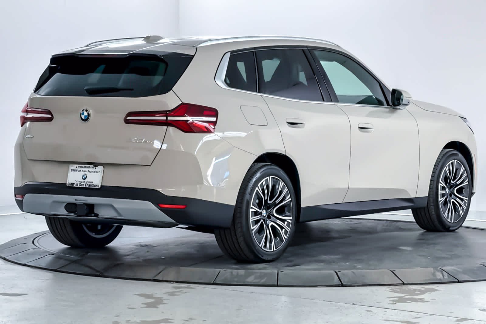 New 2026 Dune Grey Metallic BMW 30 xDrive image 2