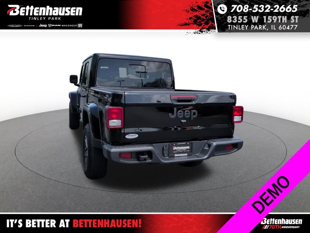 New 2026 Black Clear-Coat Exterior Paint Jeep Sport S image 11