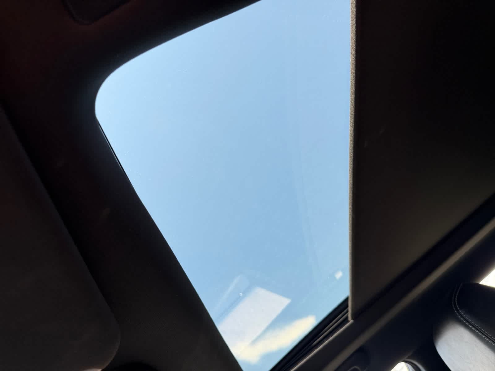 Used 2018 Gloss Black Chrysler 300S image 31