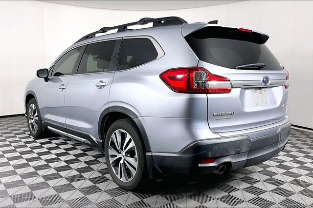 Used 2020 Silver Subaru Limited image 2