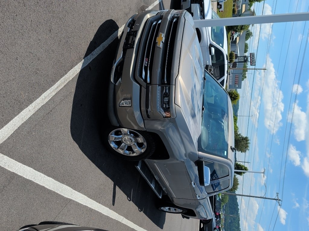 Used 2017 PEPPERDUST METALLIC Chevrolet LTZ image 3