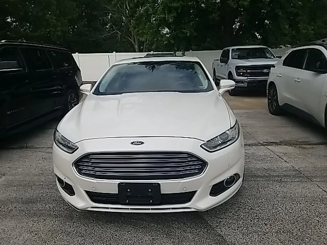 Used 2013 White Ford Titanium image 9