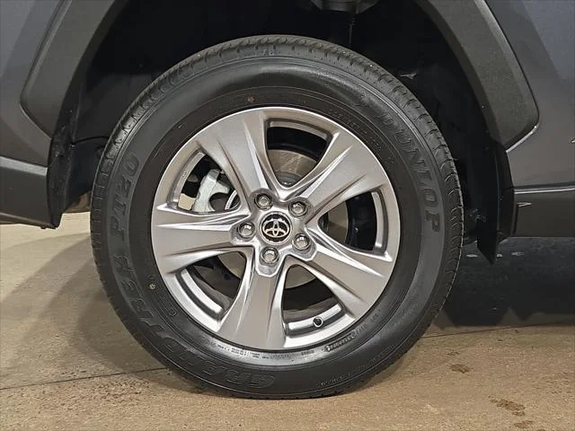 Certified Used 2025 MAGNETIC GRAY MET. Toyota  image 17