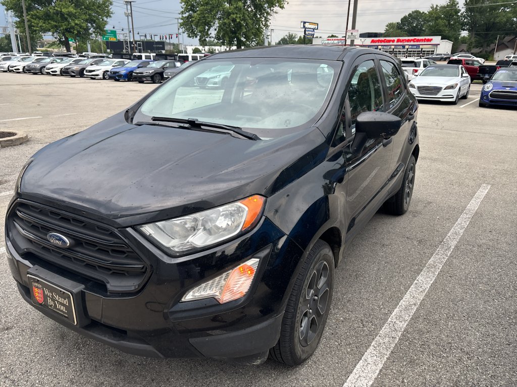 Used 2018 Shadow Black Ford S image 2