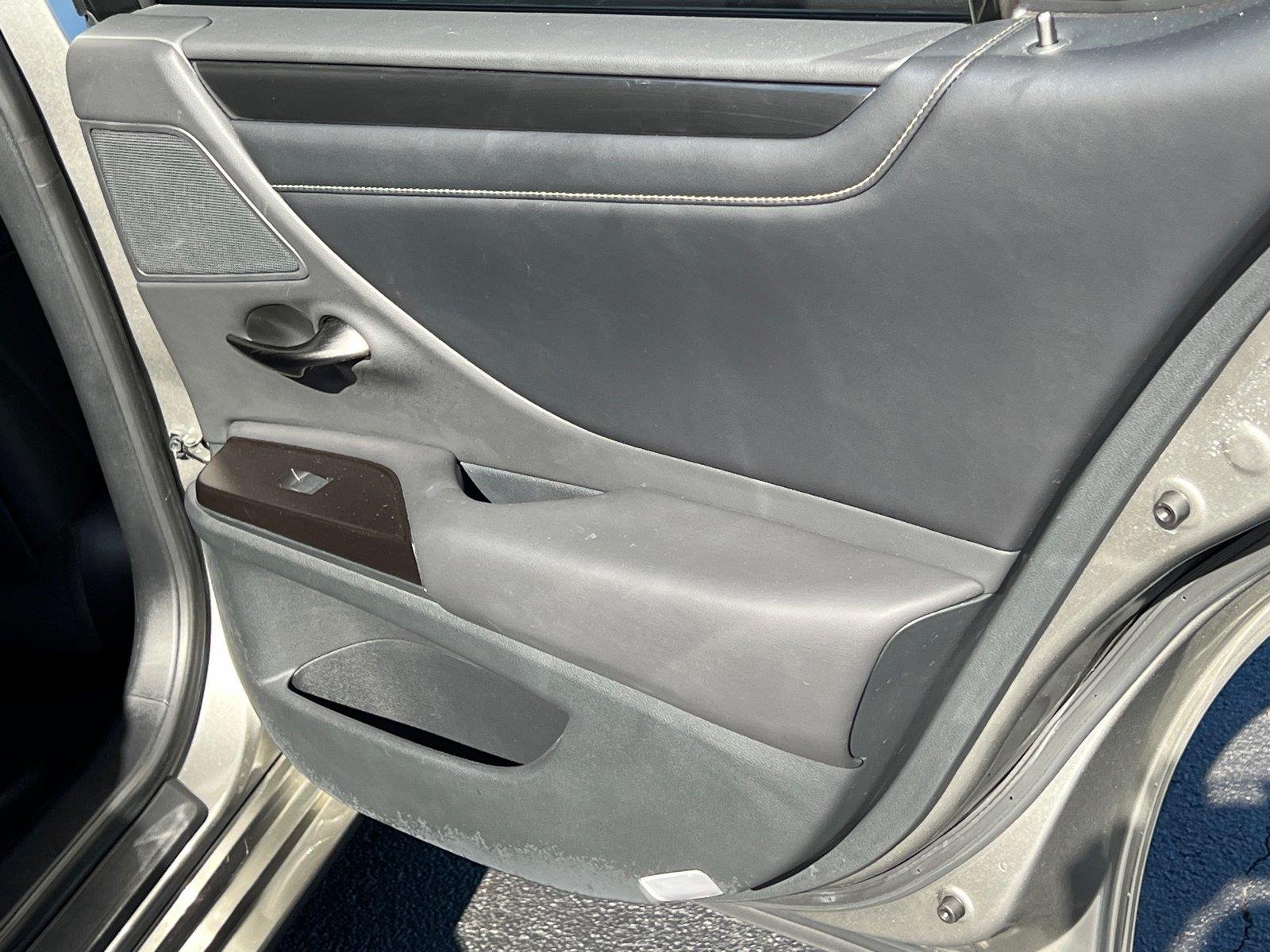 Used 2019 Atomic Silver Lexus ES 350 image 16
