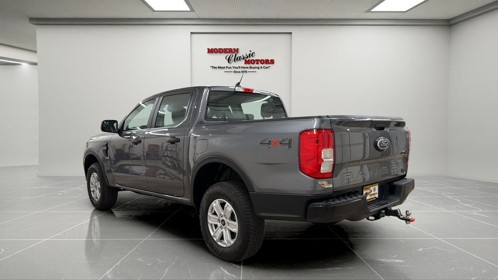 Used 2025 Gray Ford XL image 5