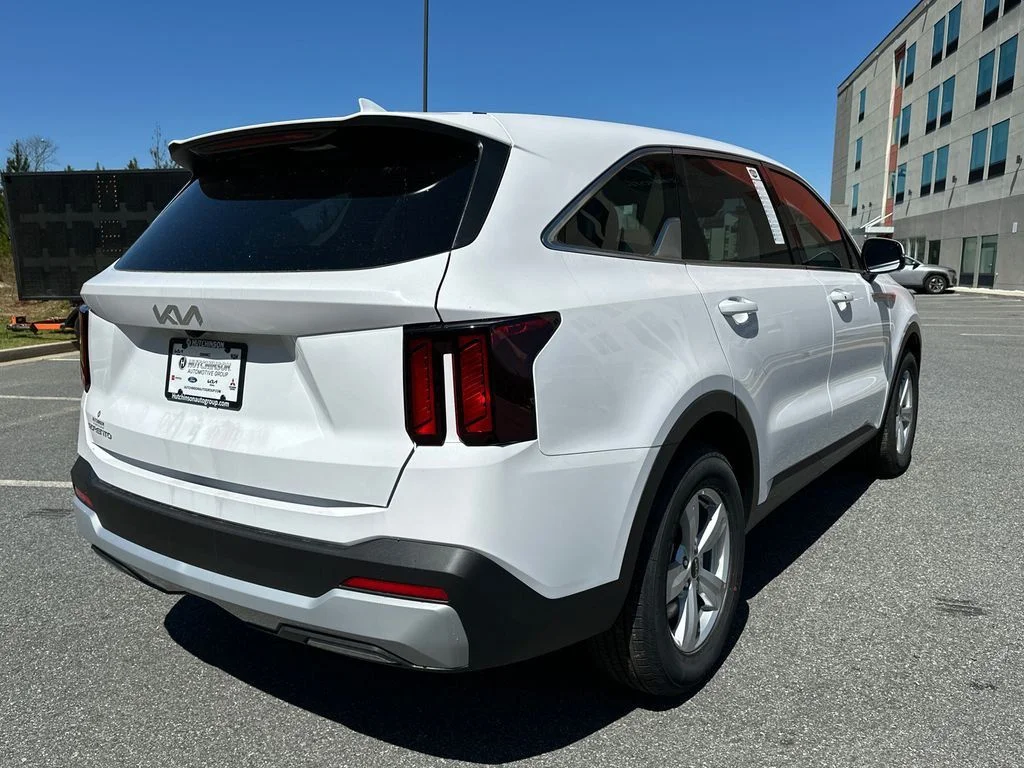 New 2026 White Kia LX image 7