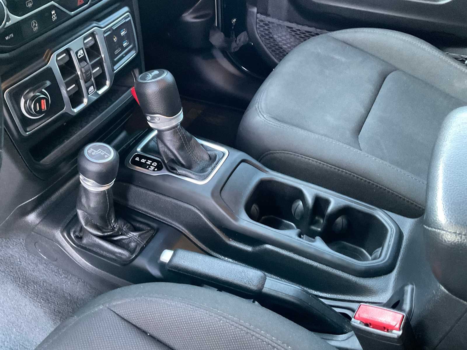 Used 2022 Black Clearcoat Jeep Unlimited Sport Altitude image 18