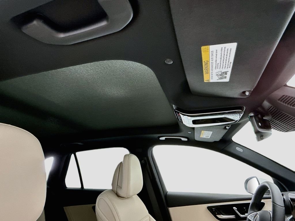 New 2027 Polar White Mercedes-Benz GLC 300 image 17