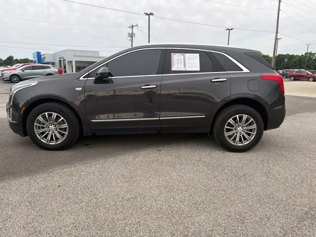 Used 2017 Gray Cadillac Luxury image 9