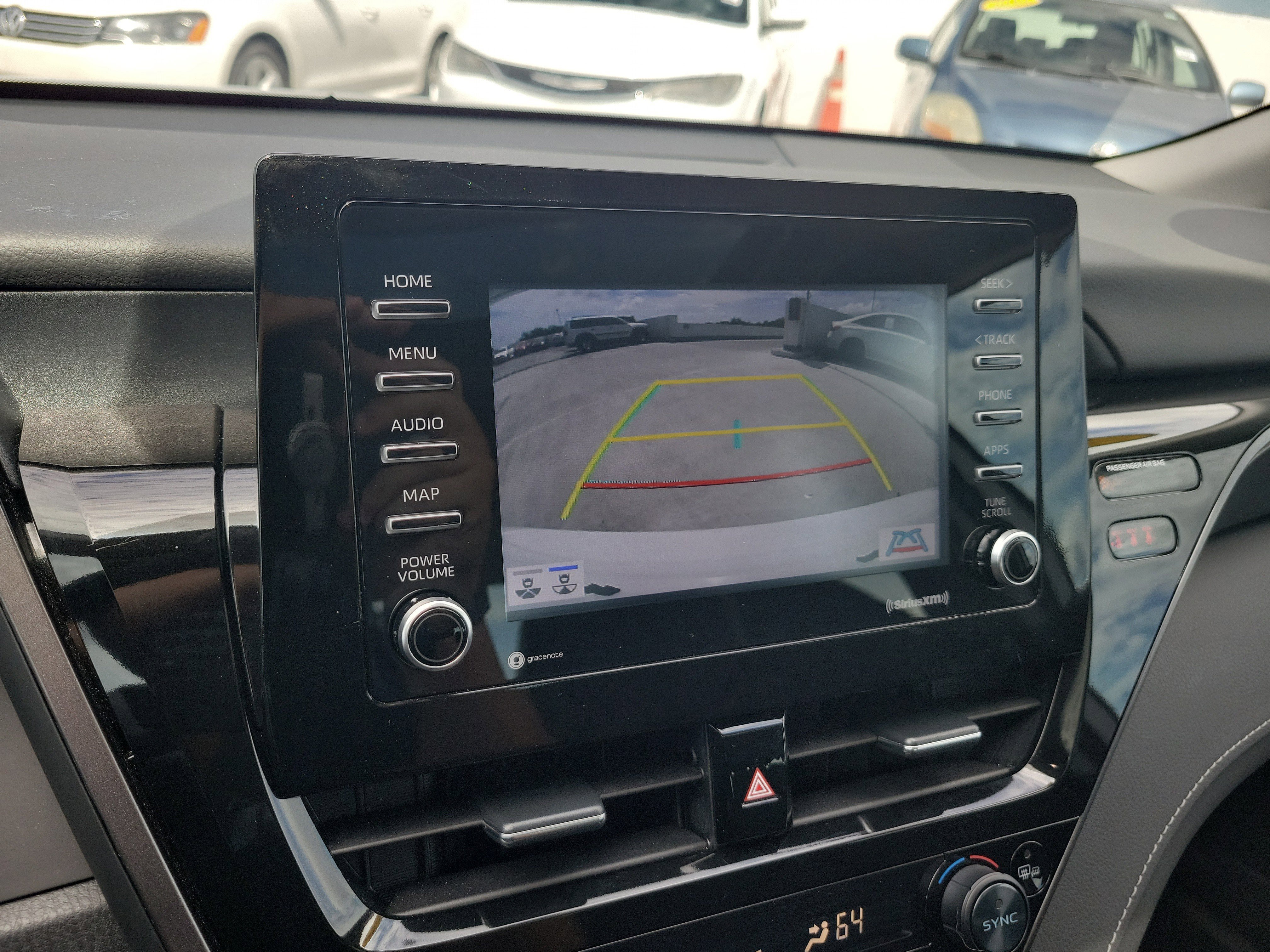 Used 2024 Ice Toyota SE image 28