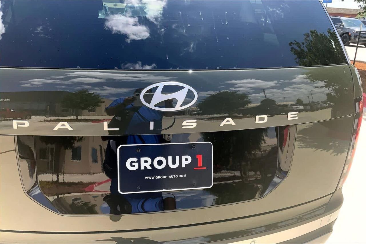 New 2026 Titan Green Hyundai SEL Premium AWD image 15