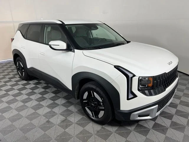 2027 Kia Seltos LX