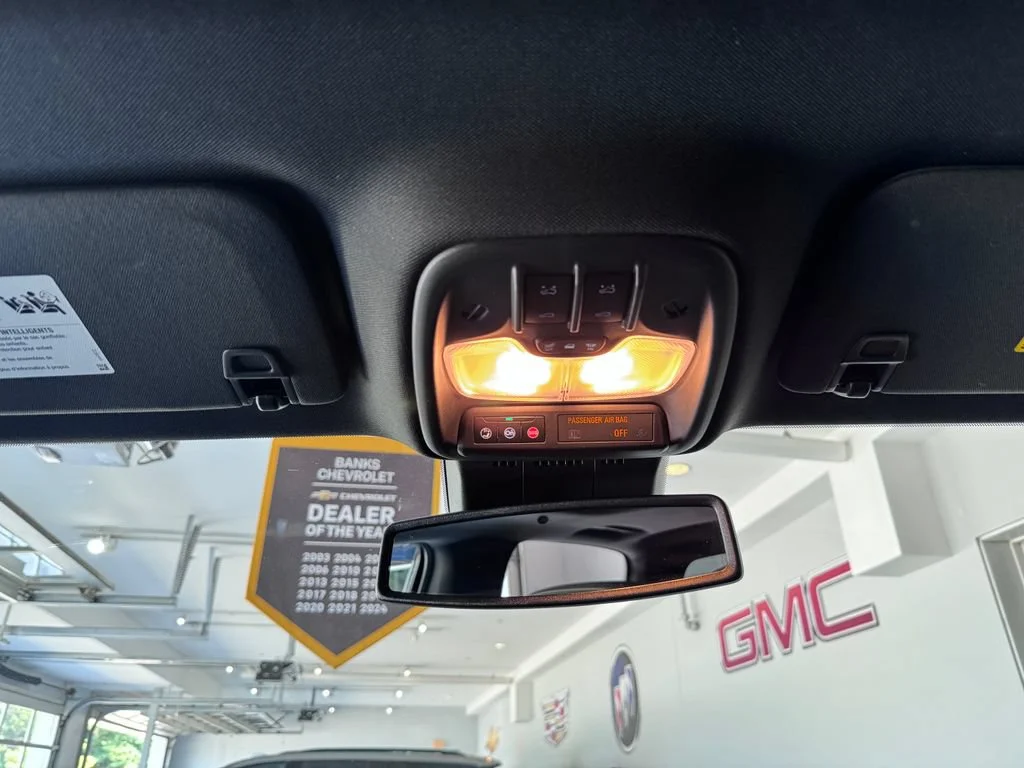 Certified Used 2025 Onyx Black GMC Denali image 27