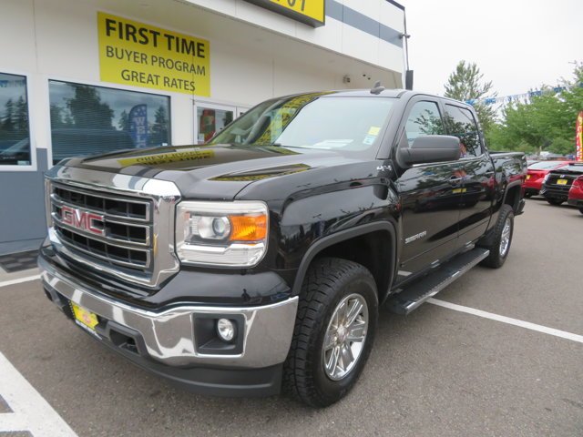 2015 GMC Sierra 4WD Crew Cab SLE SWB's photo