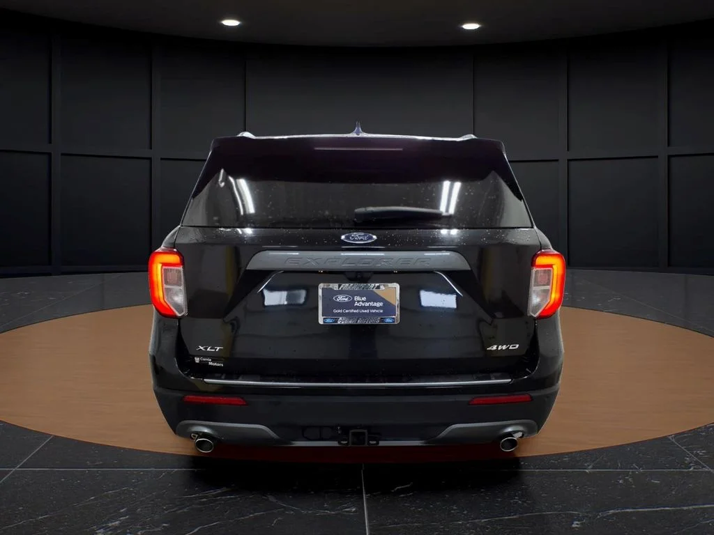 Used 2023 Black Metallic Ford XLT image 5