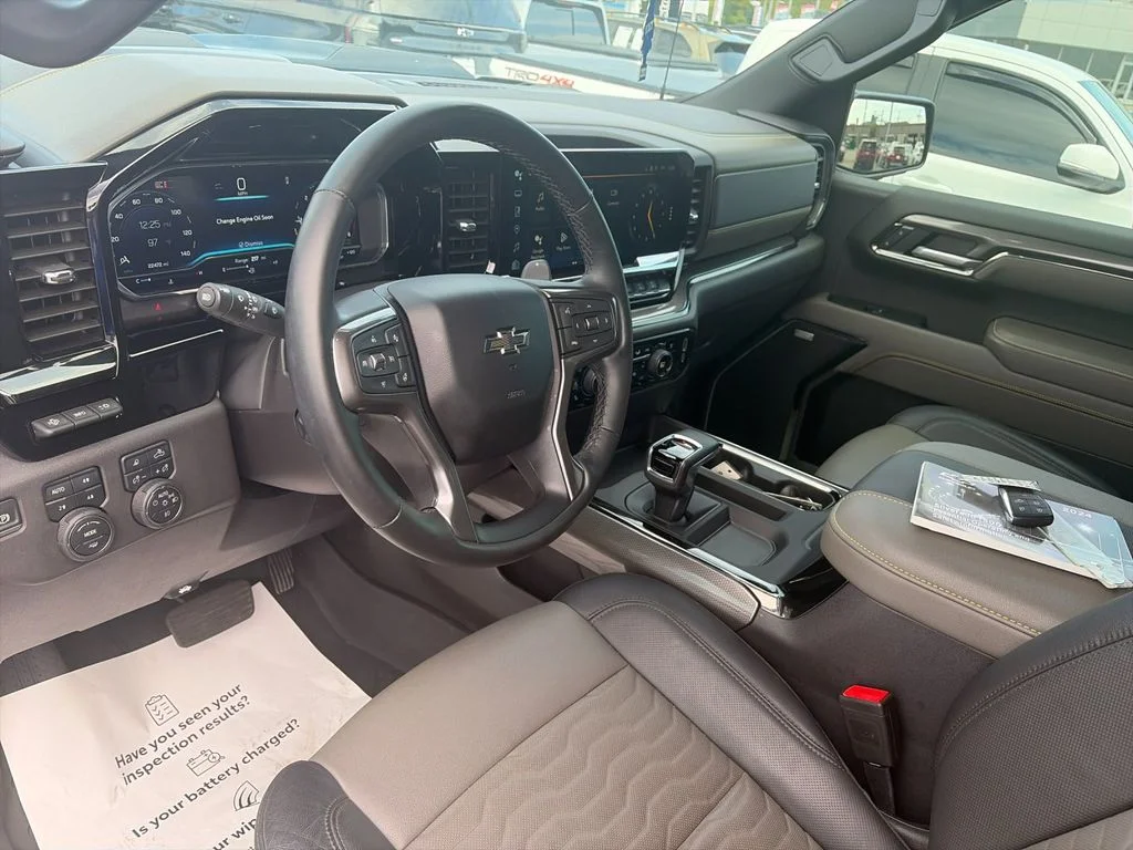 Used 2024 Gray Chevrolet ZR2 image 11