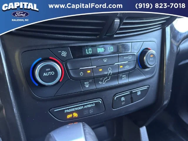 Used 2017 Black Ford SE image 29