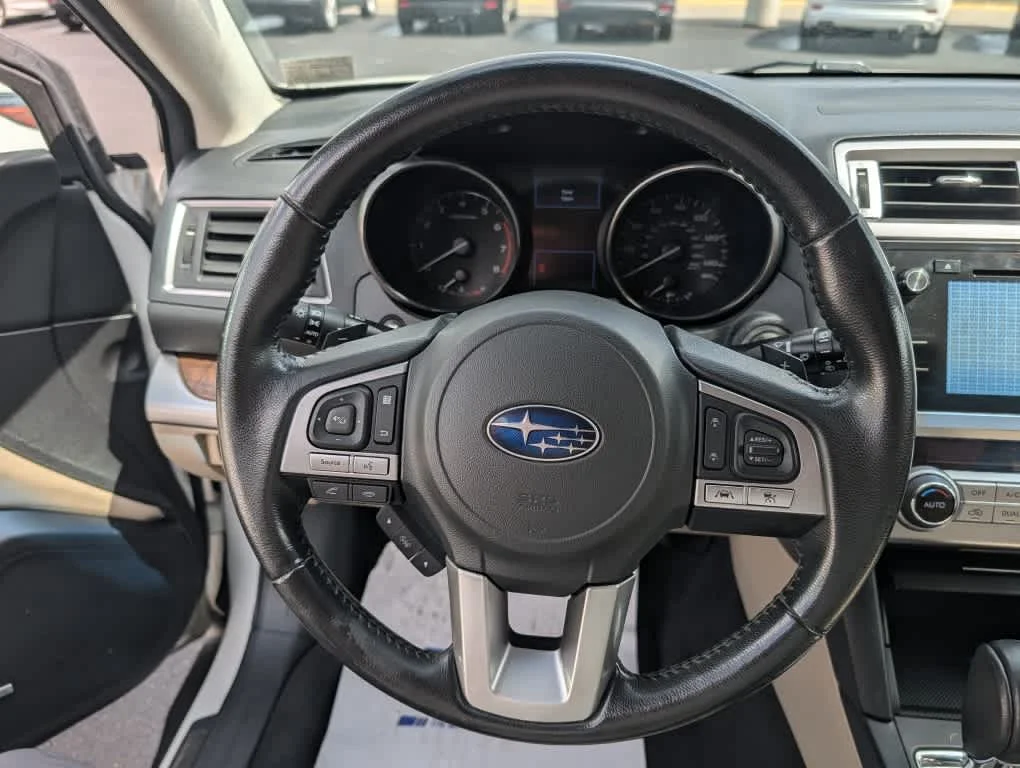 Used 2016 Crystal White Pearl Subaru 2.5i Limited image 10