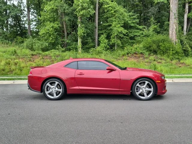 Used 2015 Red Chevrolet SS image 14