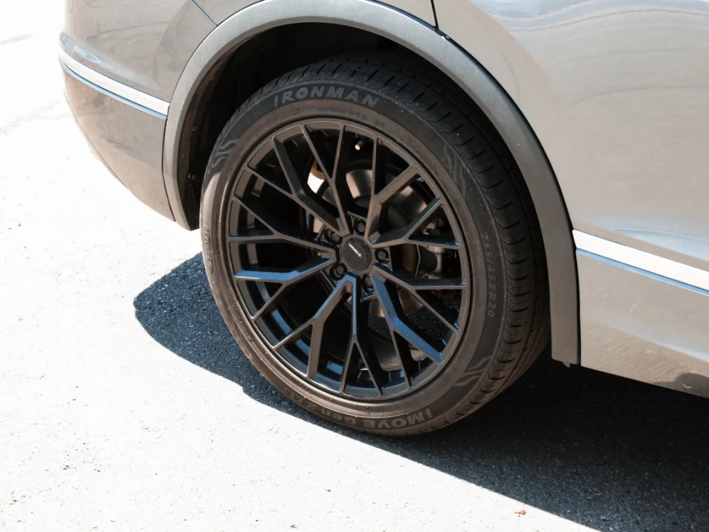 Used 2021 Platinum Gray Metallic Volkswagen SEL Premium R-Line image 5