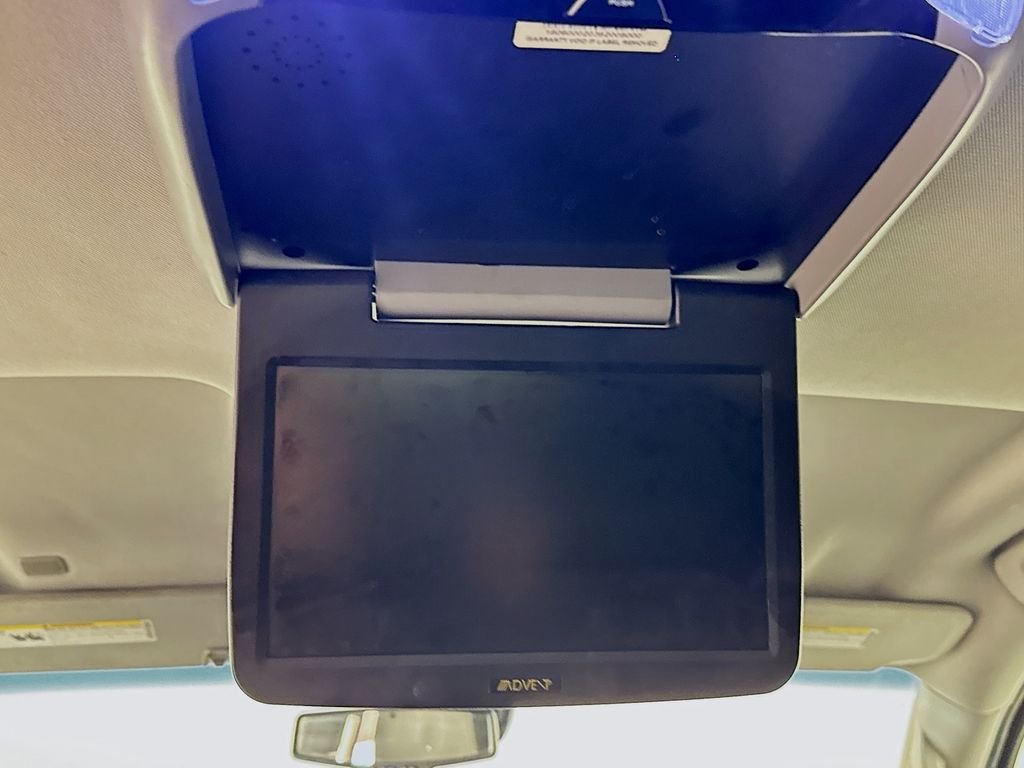 Used 2019 Gray Chevrolet LT image 26