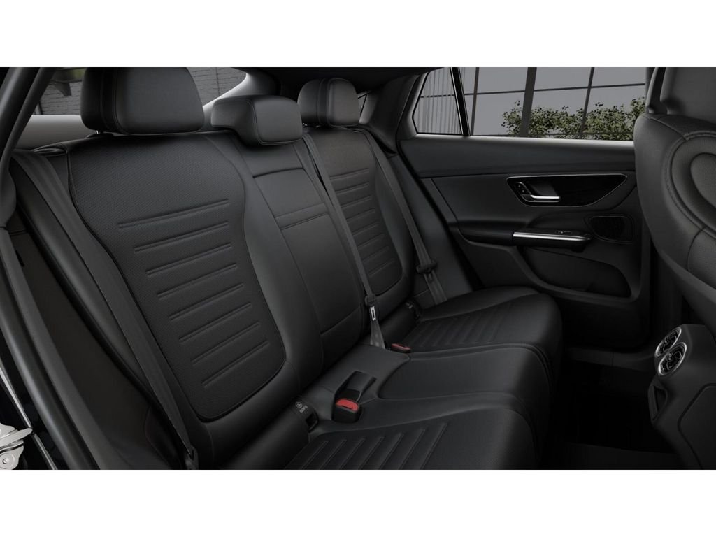 New 2027 Black Mercedes-Benz GLC 300 image 5