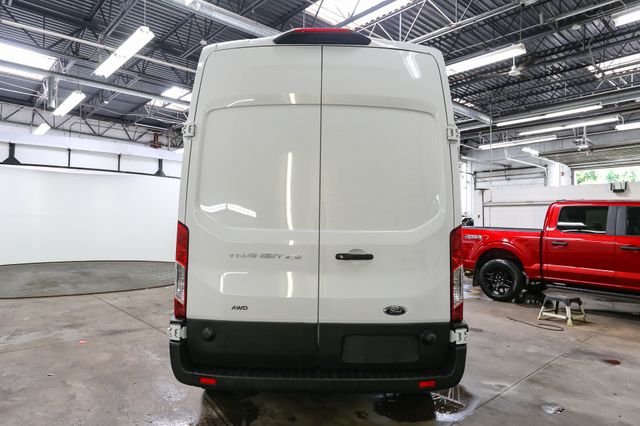 Used 2025  Ford Base image 8