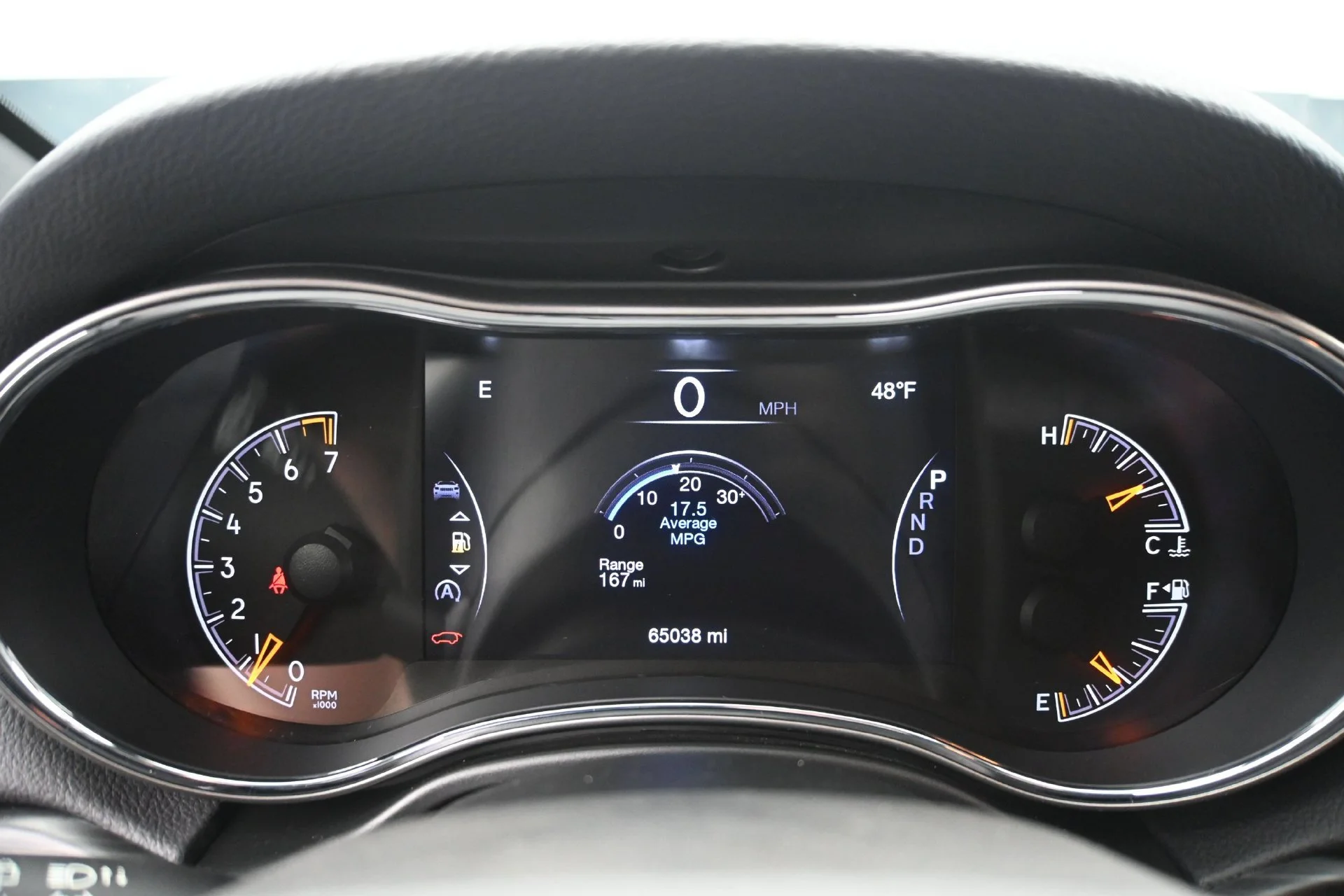 Used 2020 Granite Crystal Metallic Clearcoat Jeep Laredo E image 25