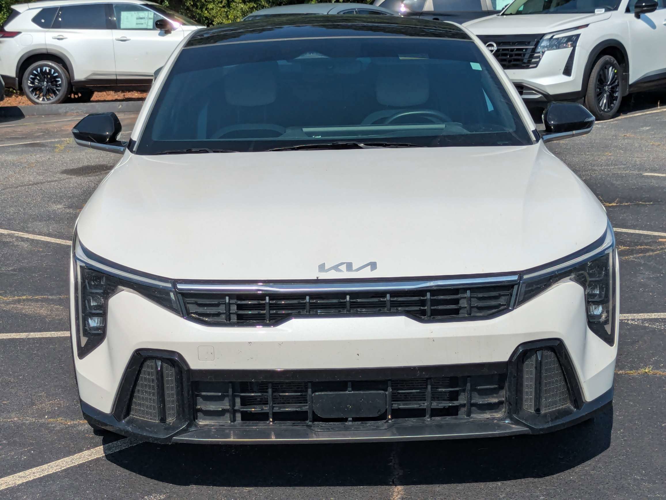 Used 2025 White Kia GT-Line image 8