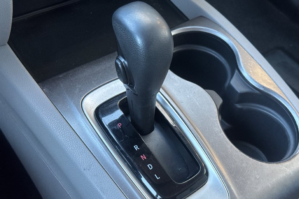 Used 2019 Obsidian Blue Pearl Honda LX image 24
