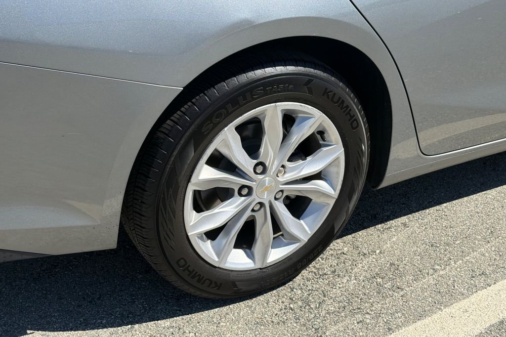 Used 2023 Sterling Gray Metallic Chevrolet LT image 4