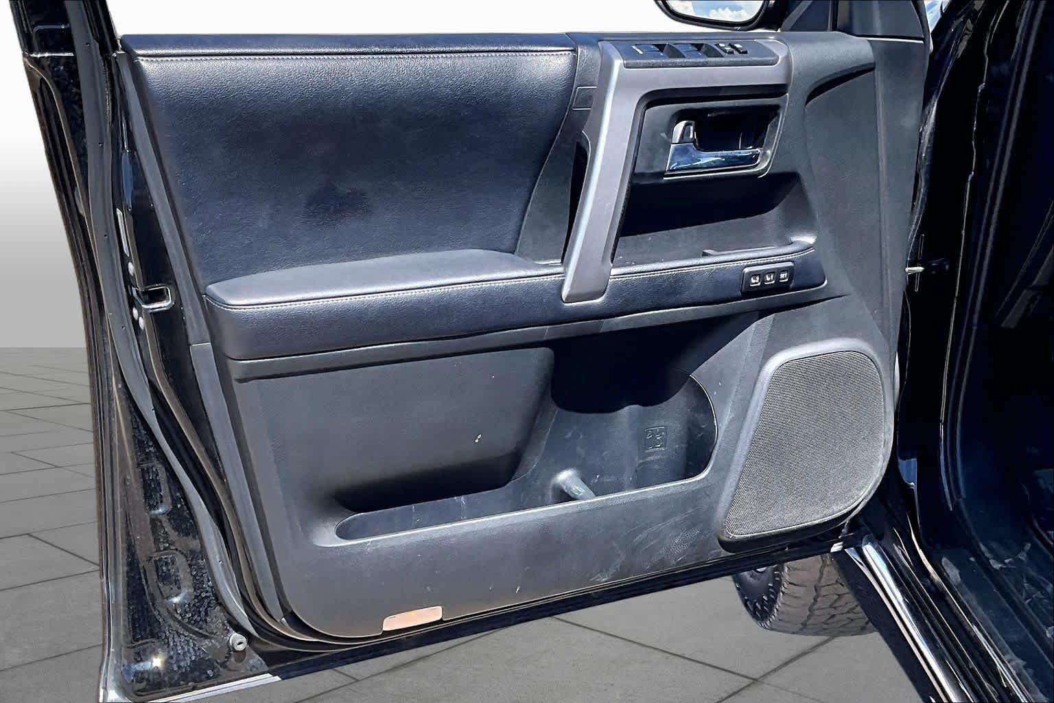 Used 2018 Midnight Black Metallic Toyota Limited image 17