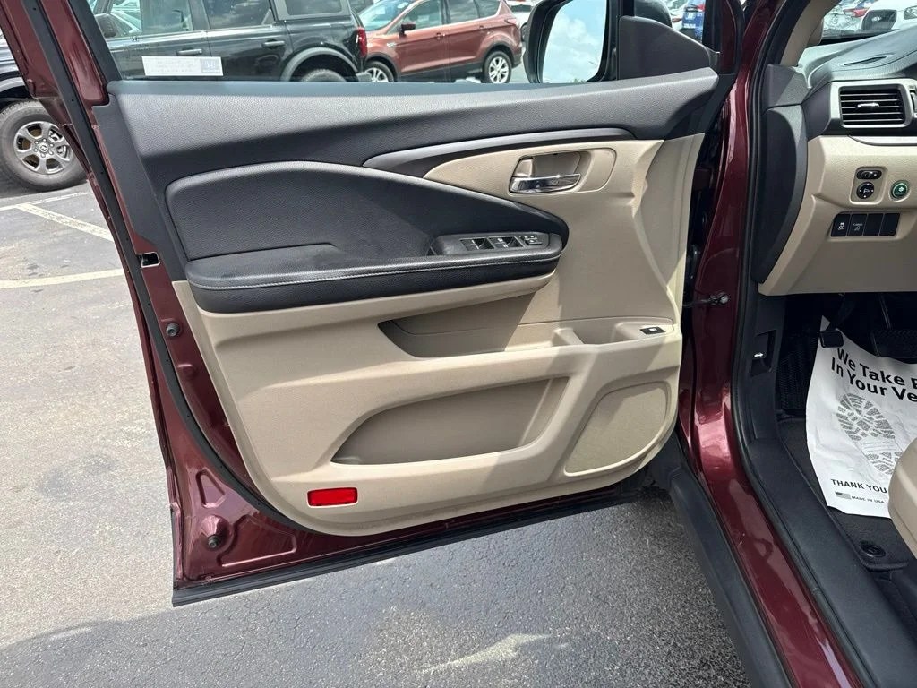 Used 2018  Honda RTL-T image 7