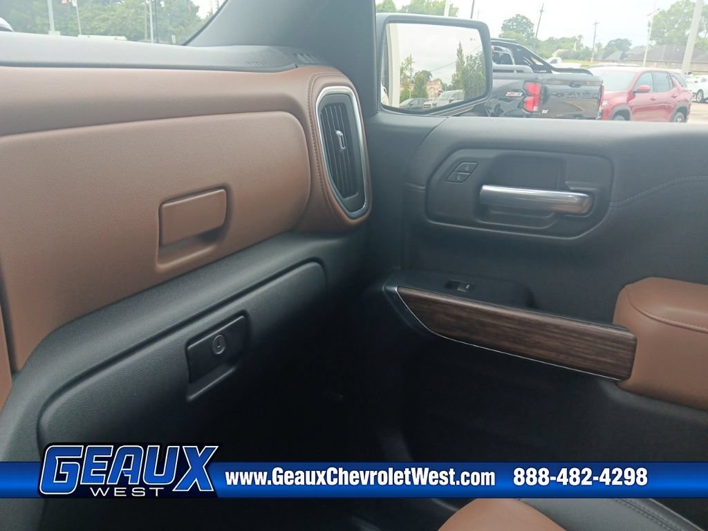 Used 2019 IRIDESCENT PEARL TRICOAT Chevrolet High Country image 28