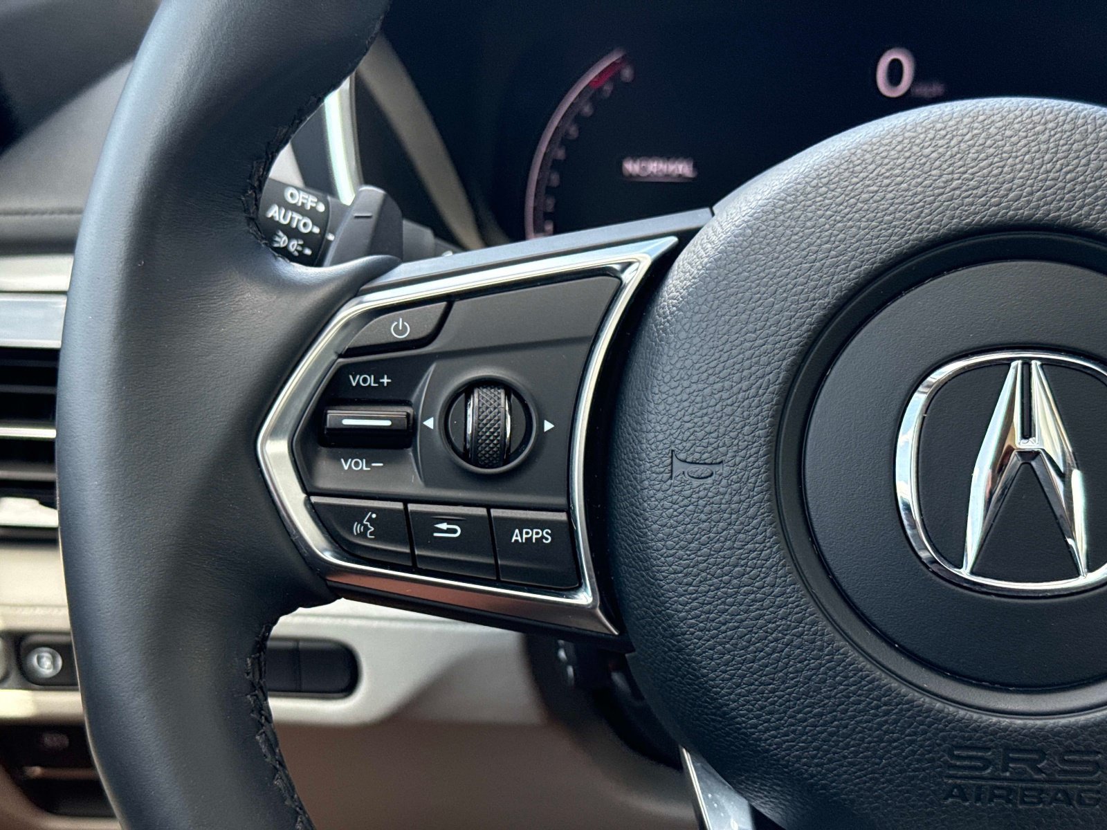 Used 2024 Lunar Silver Metallic Acura w/Technology Package image 31