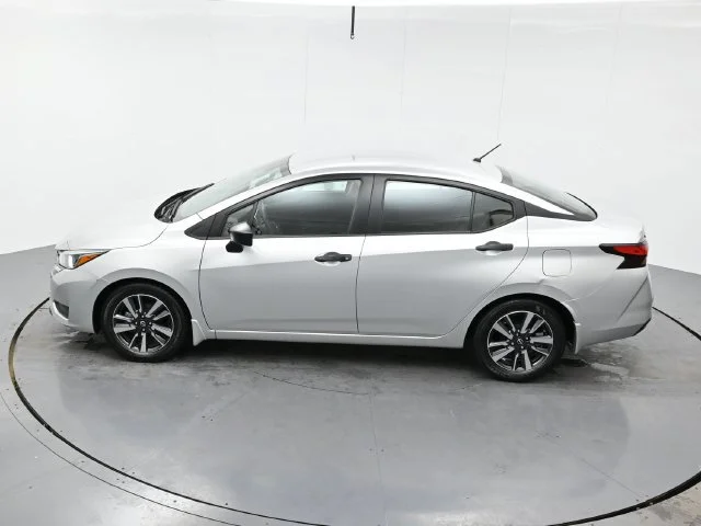 Used 2024 Brilliant Silver Metallic Nissan S image 31