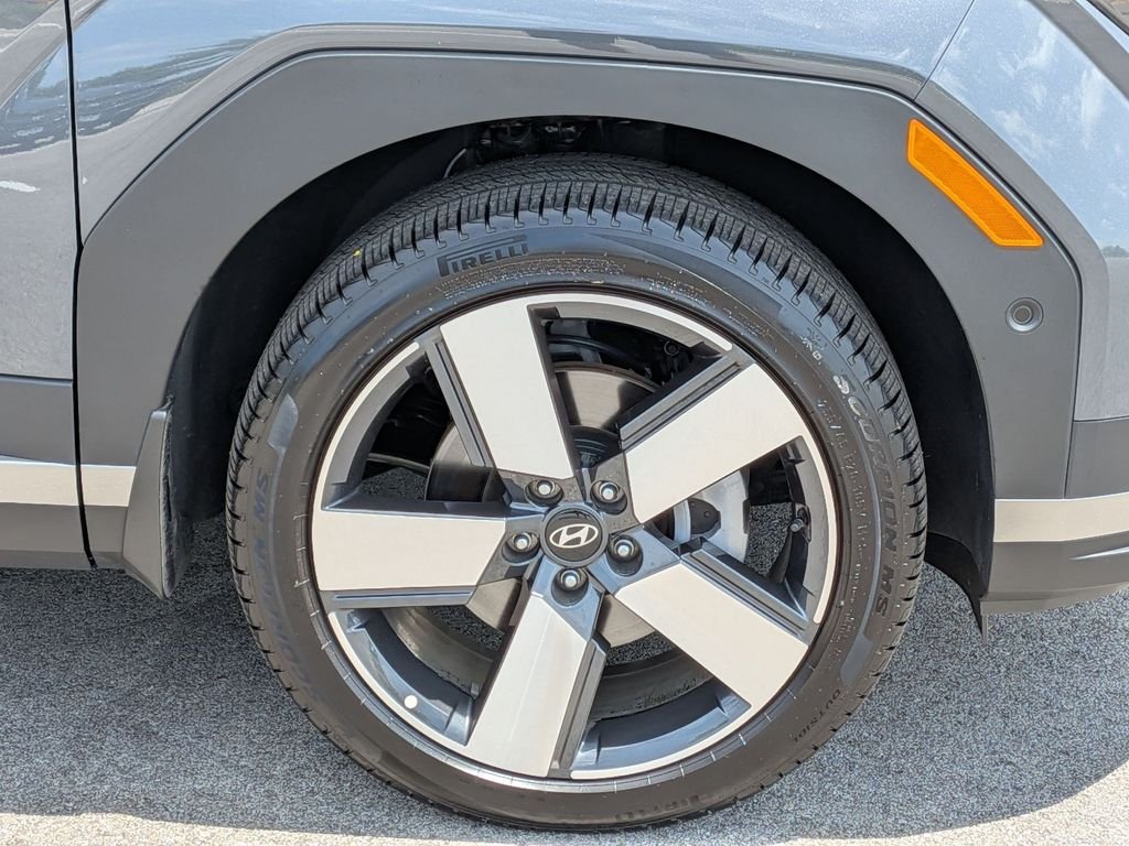 2026 Hyundai Santa Fe Limited - Photo 9