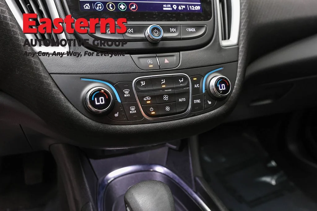 Used 2024 Gray Chevrolet LT image 20