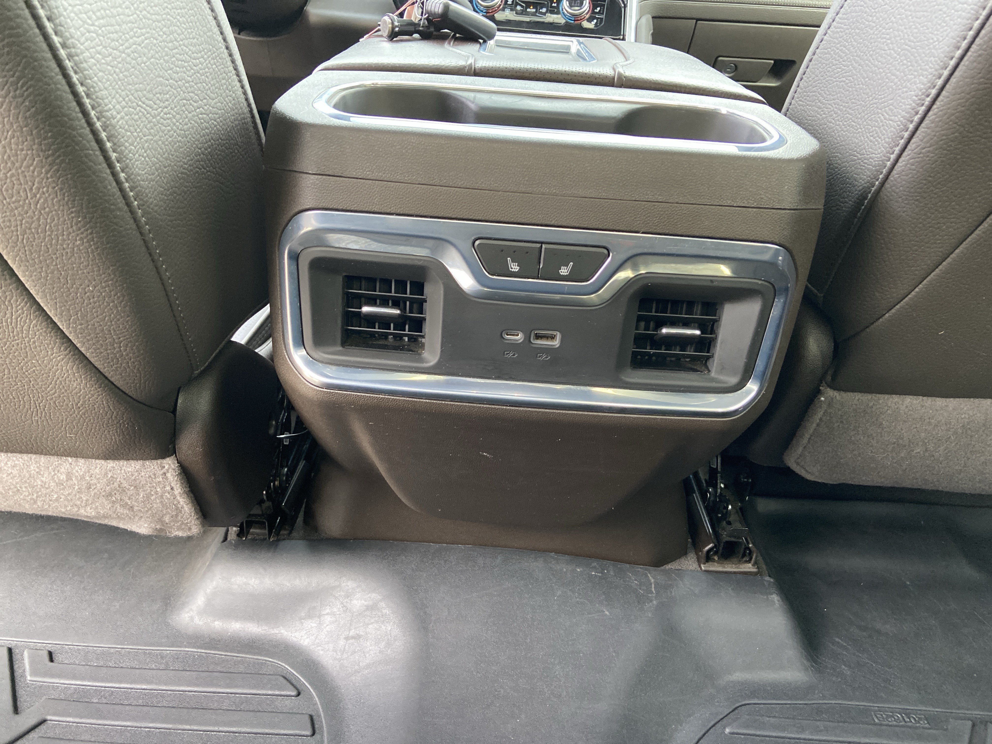 Used 2022 White Frost Tricoat GMC Denali image 48