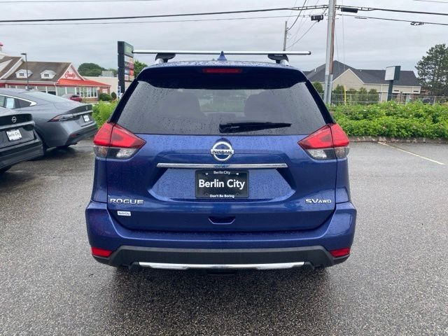 Used 2017 Blue Nissan SV image 29
