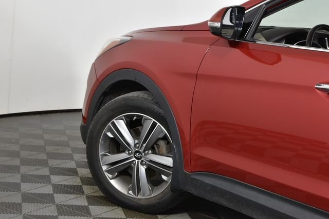 Used 2014 Red Hyundai GLS image 11