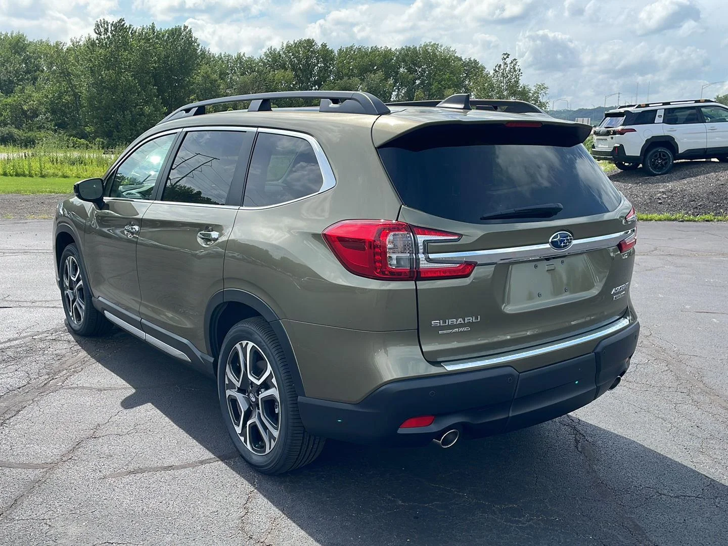 New 2026 Autumn Green Metallic Subaru Touring image 3