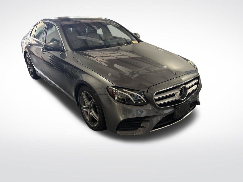 Used 2019 Gray Mercedes-Benz E 300 image 4
