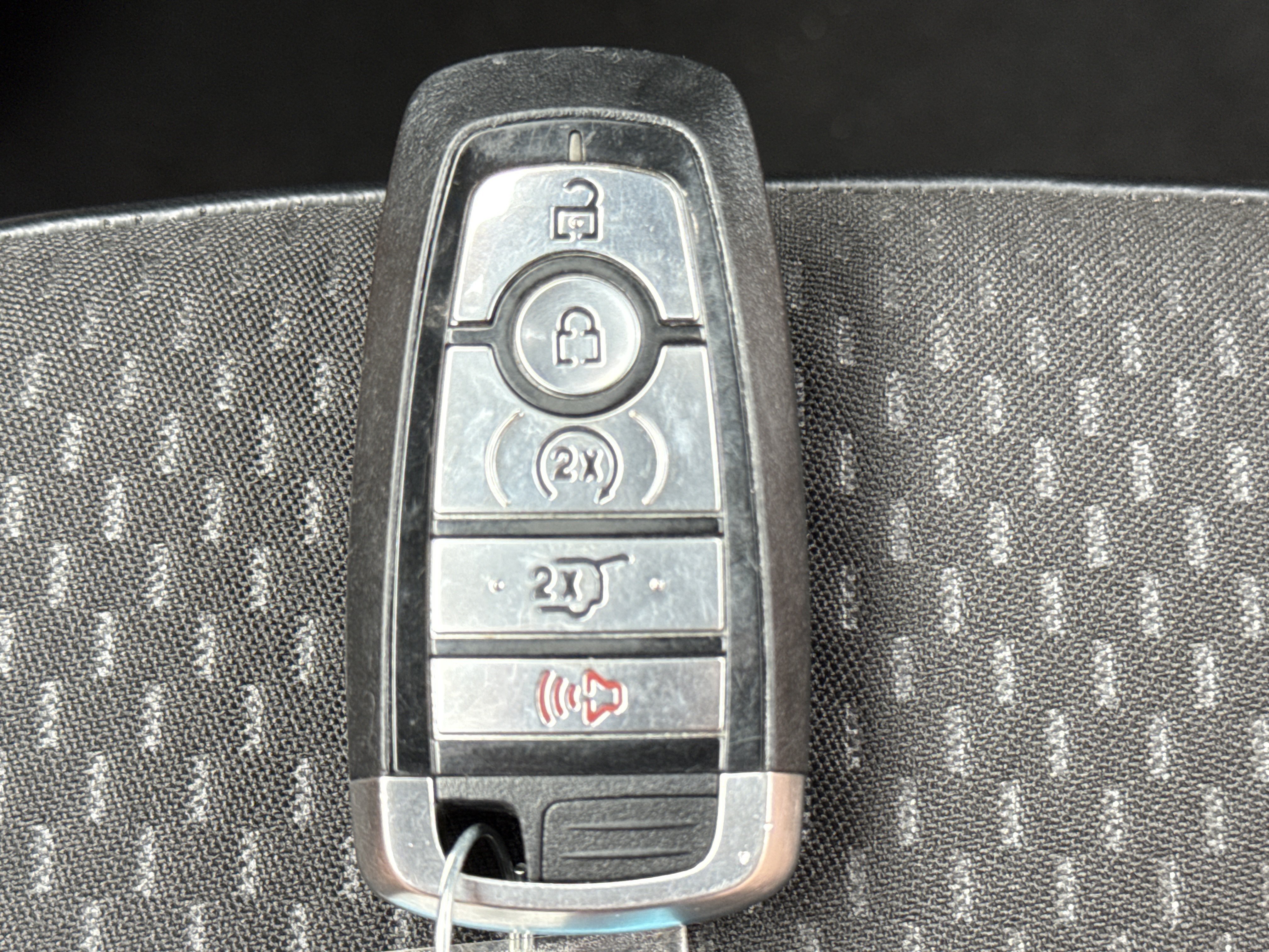 2024 Ford Escape ST-Line - Photo 26