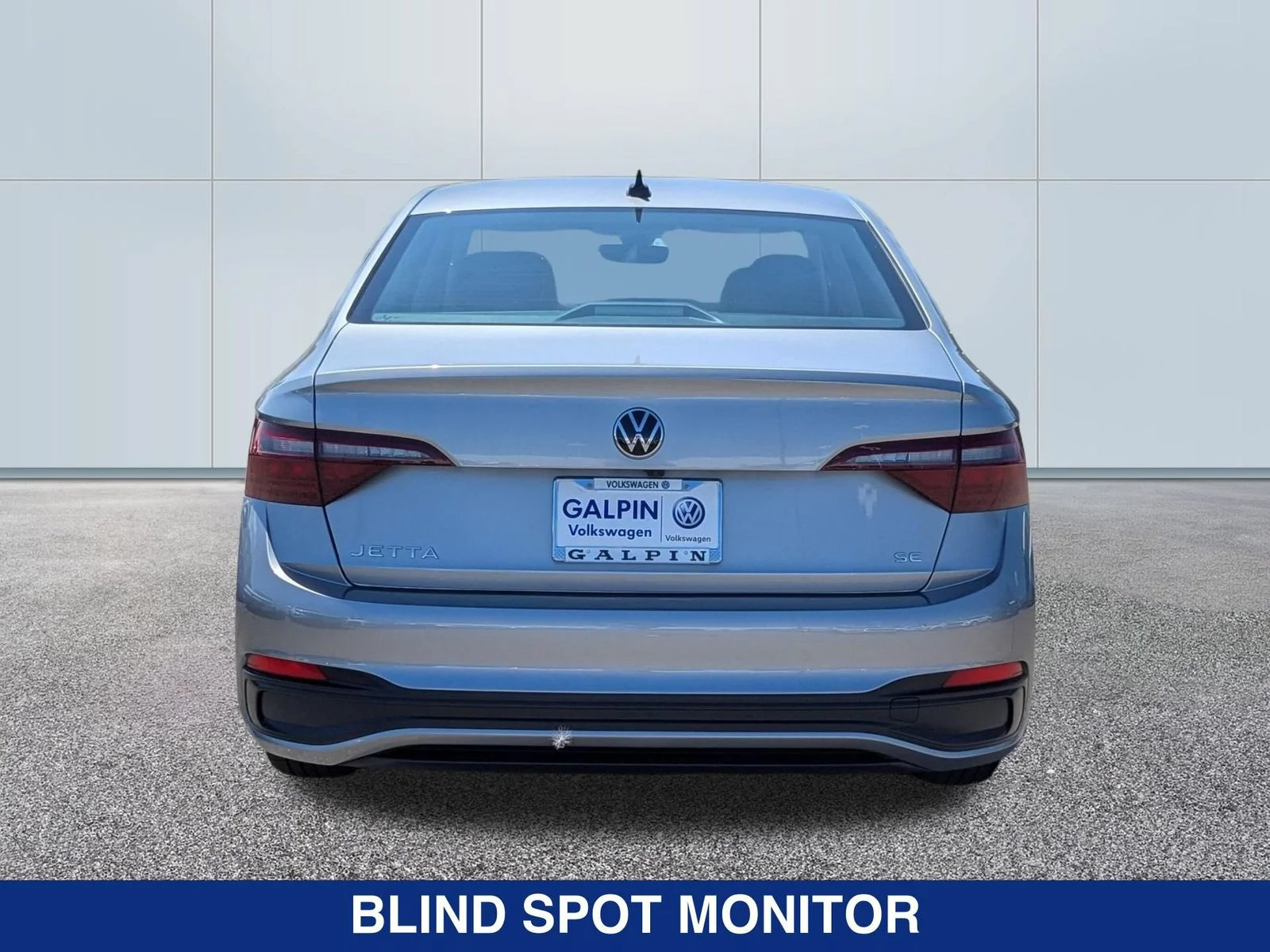 Used 2023 Silver Volkswagen 1.5T SE image 4